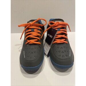 Yonex Power Cushion 50 Ergo Shape Size Mens 5 Ladies 6.5 NIB